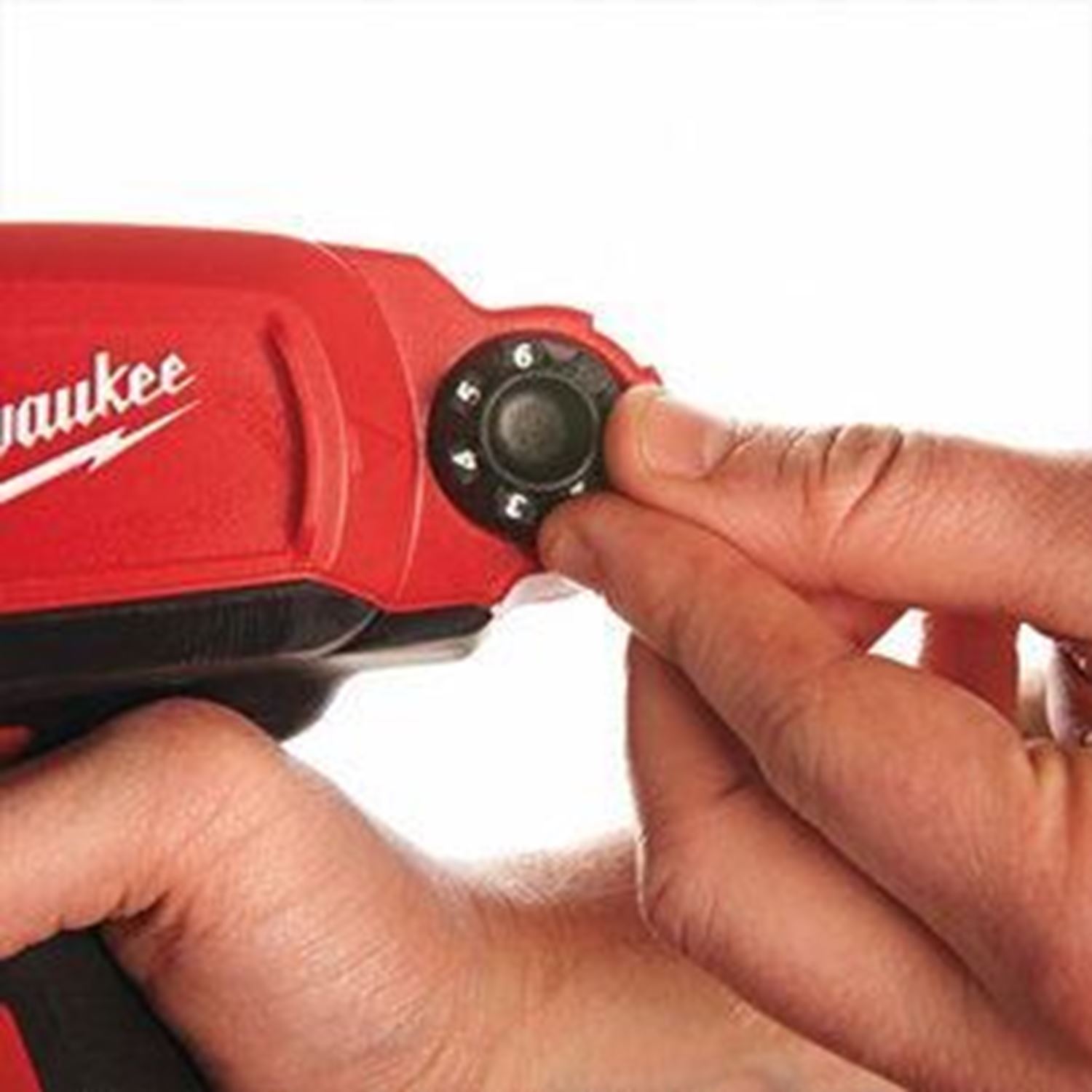 Снимка на Акумулаторен пистолет за силикон Milwaukee M12PCG600A-201B,12V,600ml,1780N,6 настройки 4933441670 