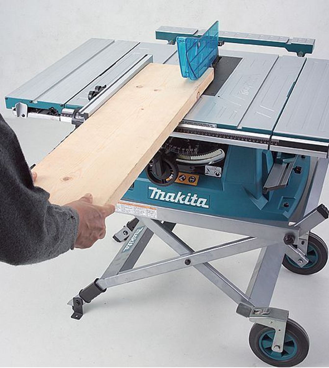 Снимка на ОТРЕЗНА МАШИНА С ПЛОТ Makita MLT100N, 260mm