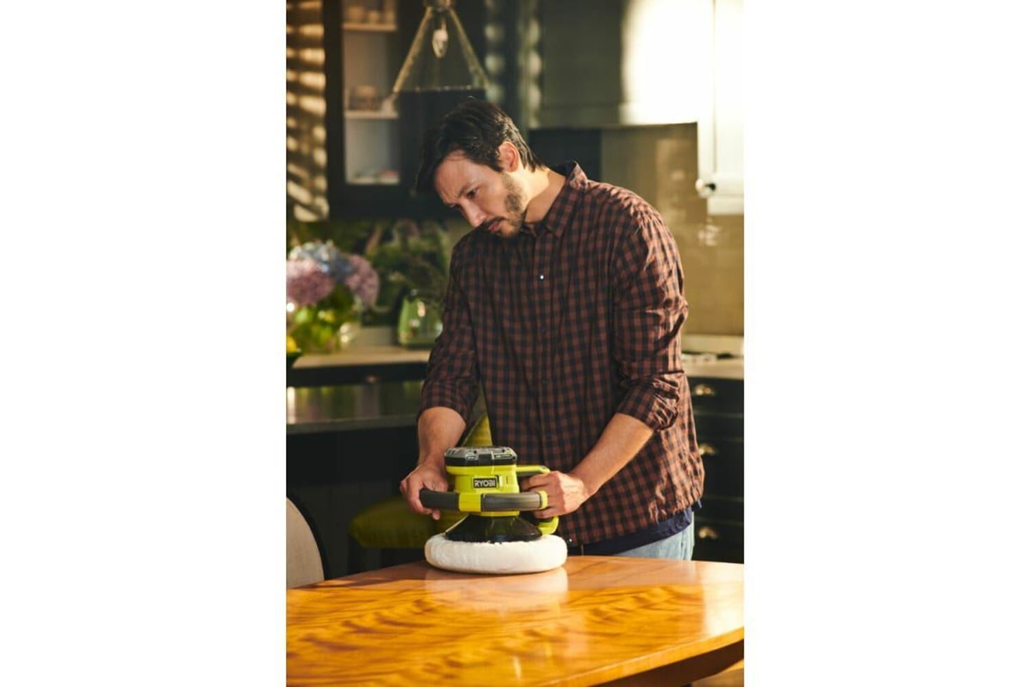 Снимка на Акумулаторна полирмашина RBP18250-0, 18V, 3500 об/мин, 254 mm,5133005541,Ryobi